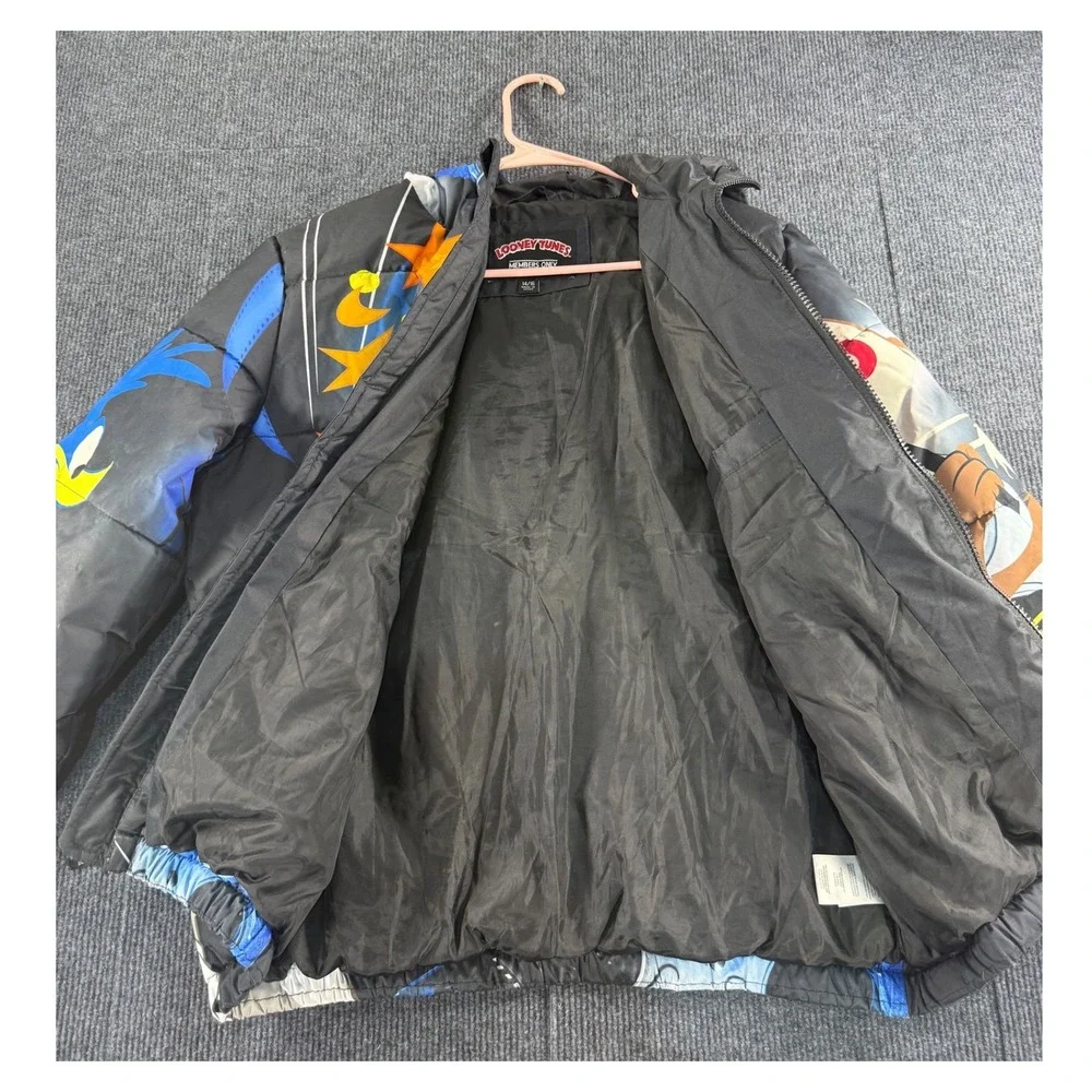 Members Only Looney Tunes Puffer Jacket Boys 14/16 Bugs Bunny Daffy Duck Black